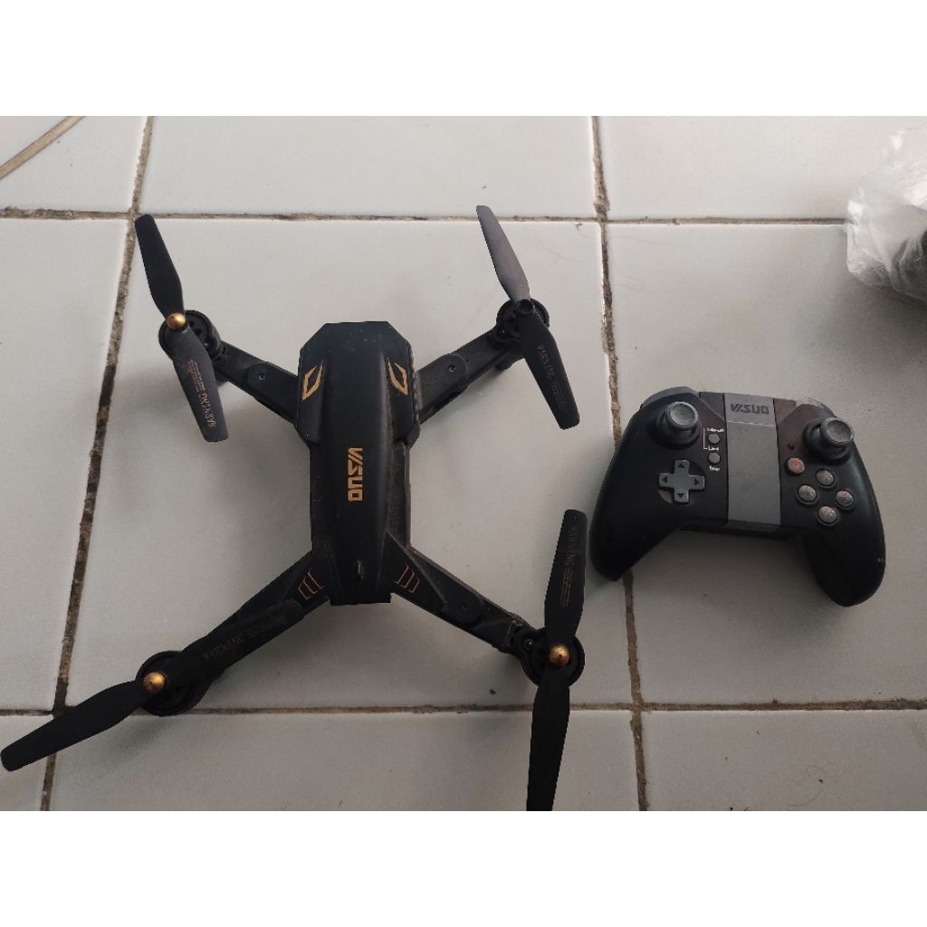 mainan Drone Visuo Battle shark