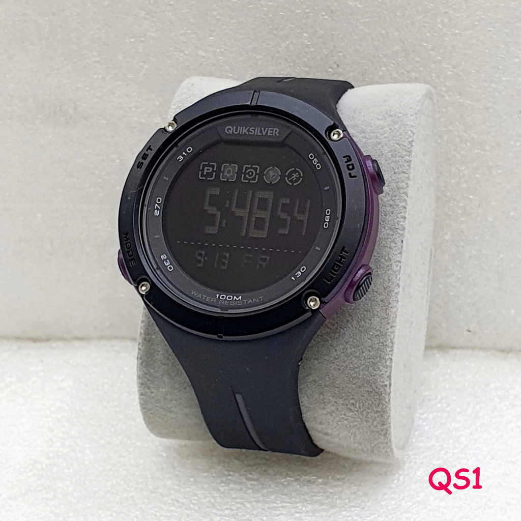 Jam Tangan Pria QUIKSILVER Rubber Digital