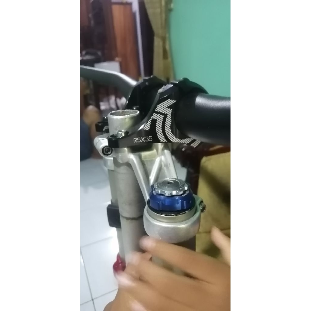 fork rockshox boxxer