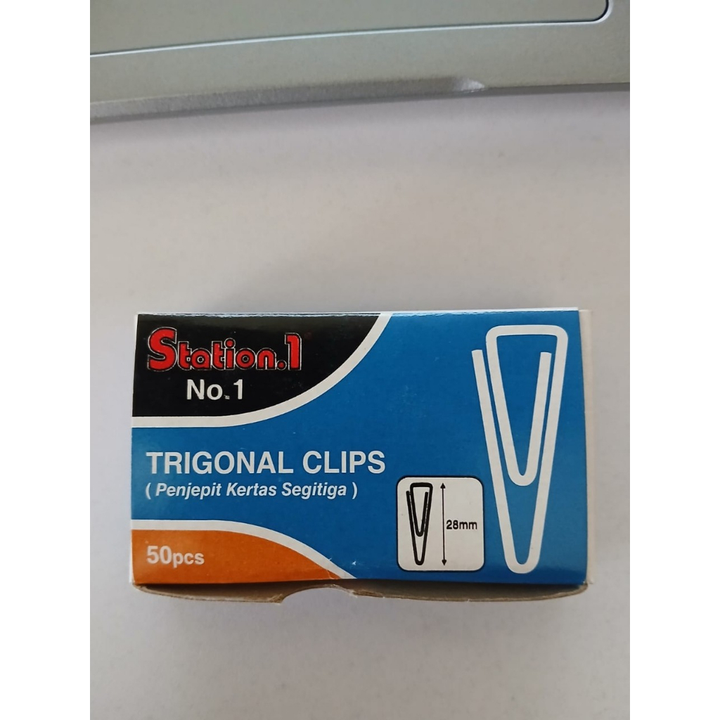 Station.1 Paperclips No.01 Trigonal Clips
