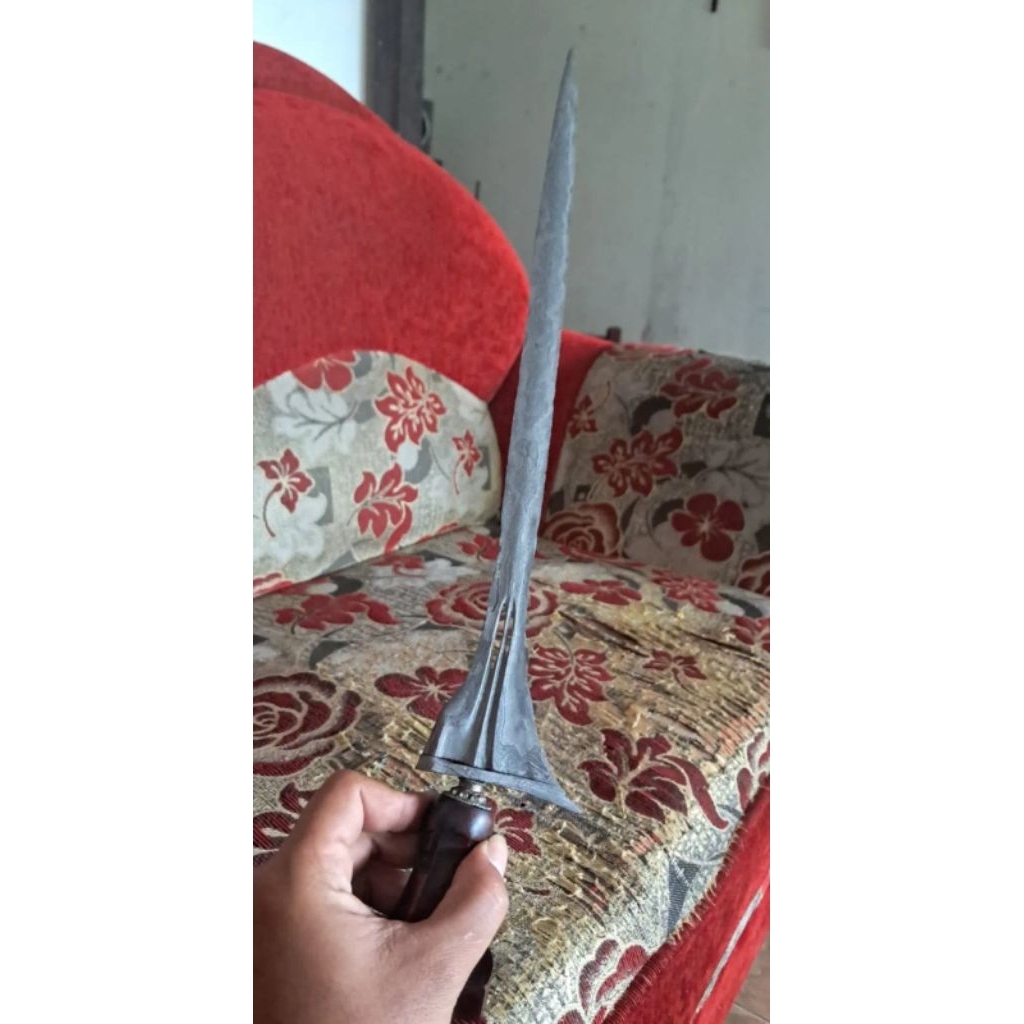 pusaka keris JST sepuh Tus pamor wahyu tumurun mhr 850