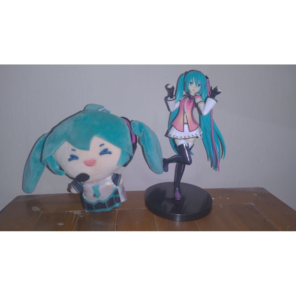 Figure & Boneka Miniso Miku