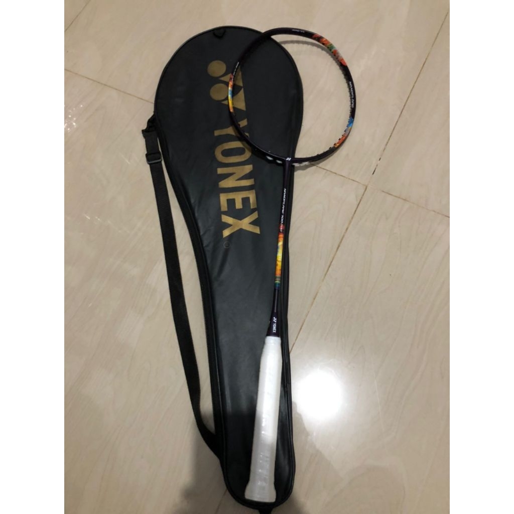 RAKET BADMINTON YONEX ASTROX 99