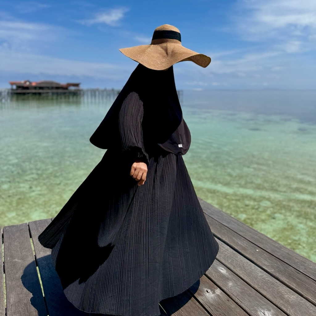 preloved dress Fleurs Aqsamodestwear (Warna Hitam)