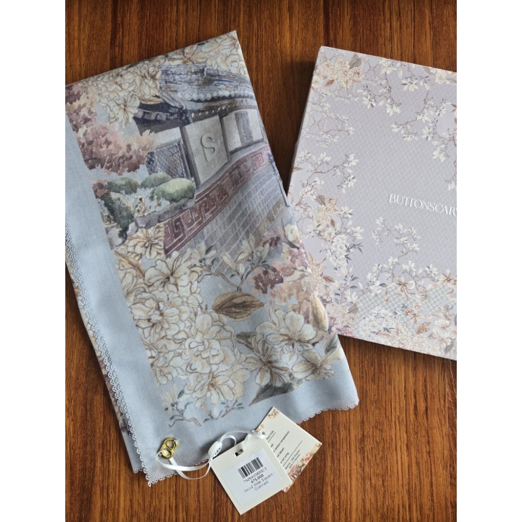 BUTTONSCARVES BS SEOUL AUTOGRAPH JUBILATION FARRA UNDERTAG