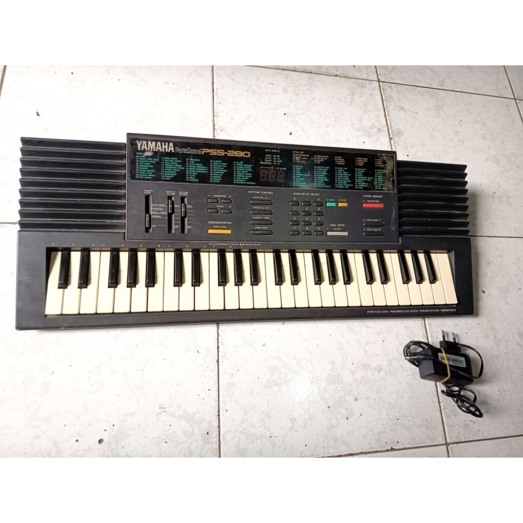 keyboard piano yamaha pss280,normal second
