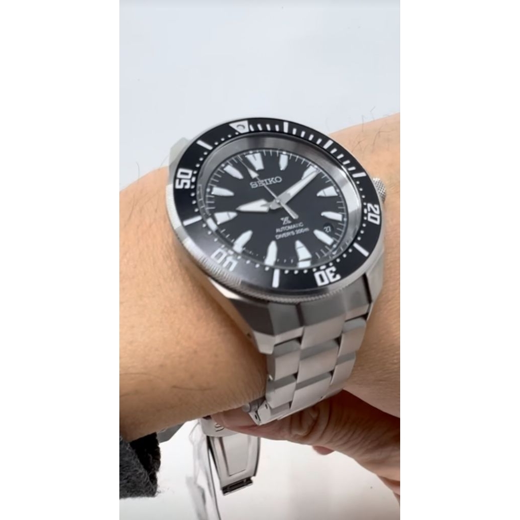 Jam Tangan Pria Seiko Prospex SRPL13K1 AutomaticDrivers 200M Black Dial Stainless Steel Strap (Secon