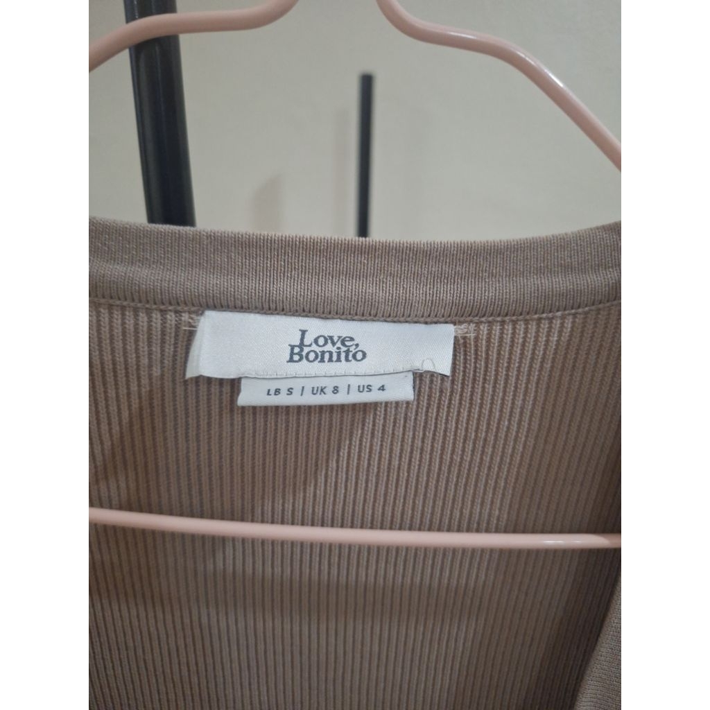 Love Bonito Top