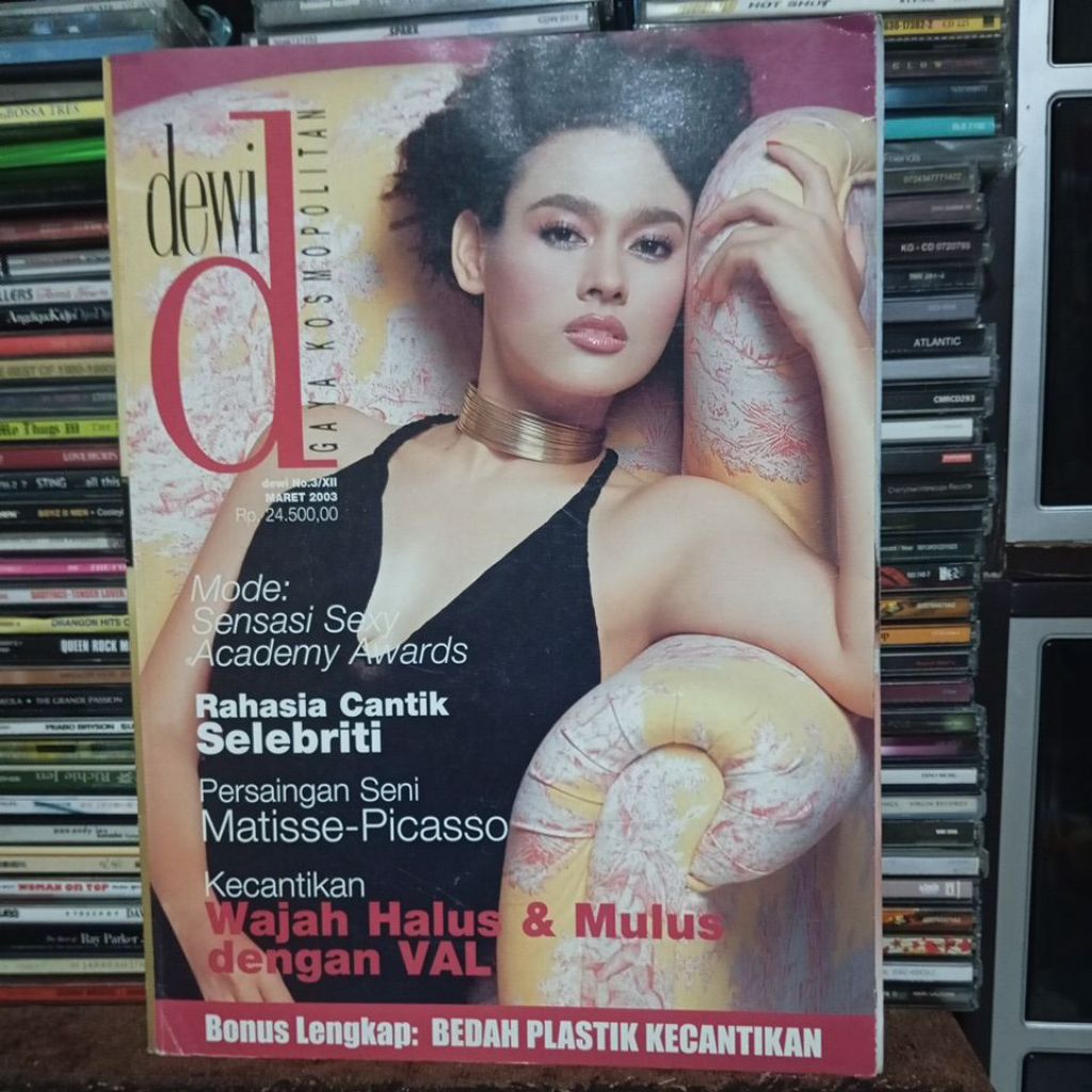 majalah dewi gaya kosmopolitan Maret 2003 cover ine Febriyanti