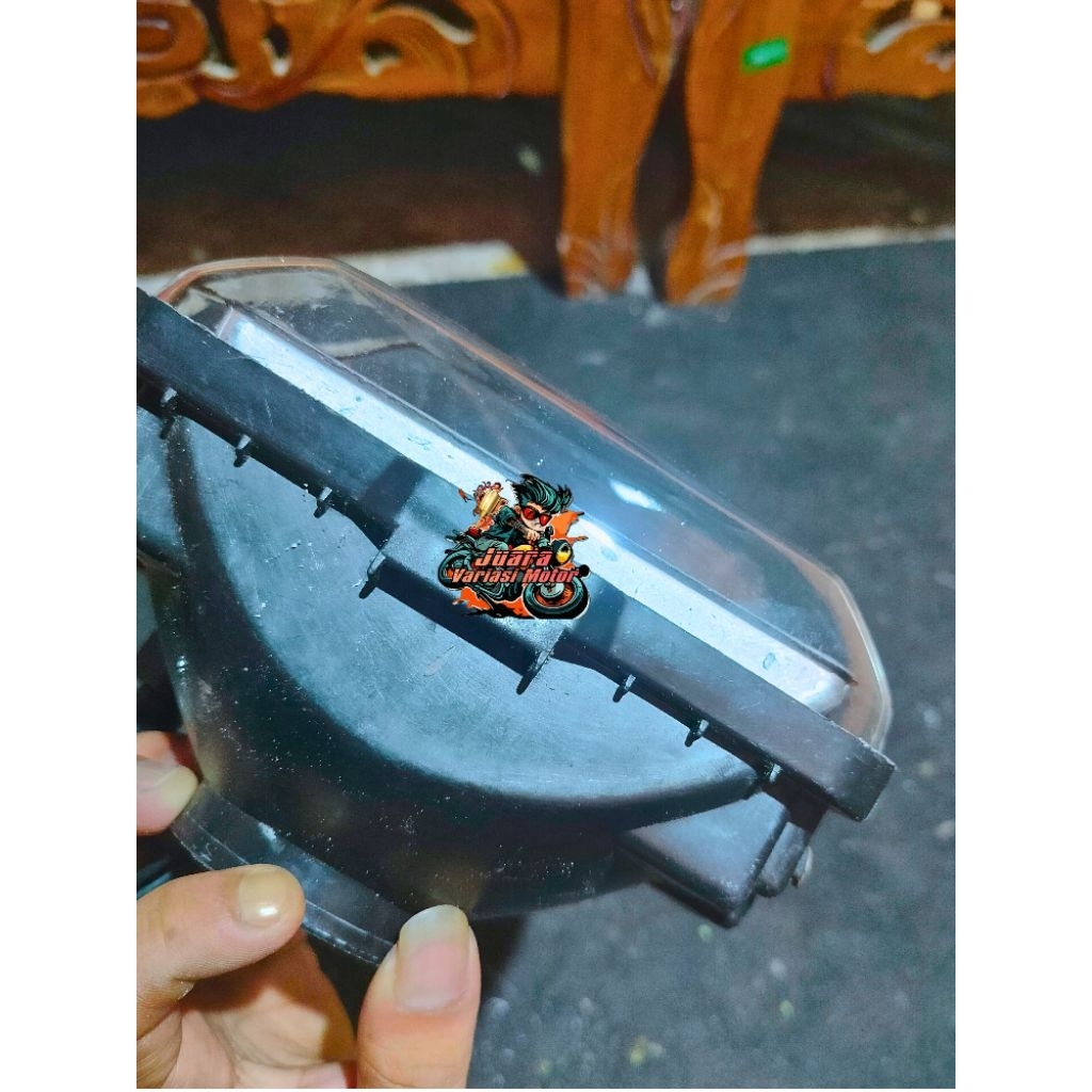 Mika Lampu Depan Gl Pro Neotech Bening Polos Tebal Tbk