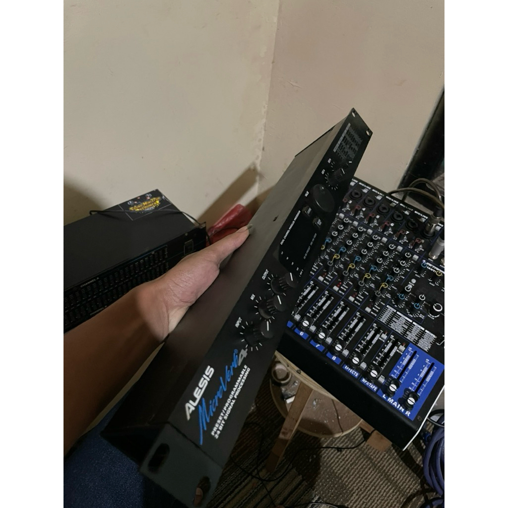 efek alesis malaysia