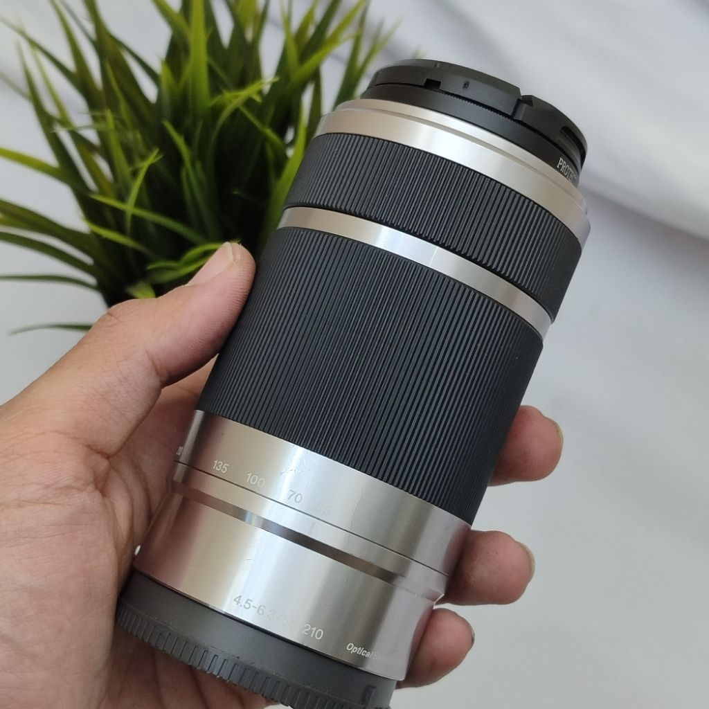 Sony 55-210mm OSS SEL55210 Lensa Tele A5000 A5100 A6000 A6300 A6400 Lensa Sony 55-210 OSS APS-C E Mo