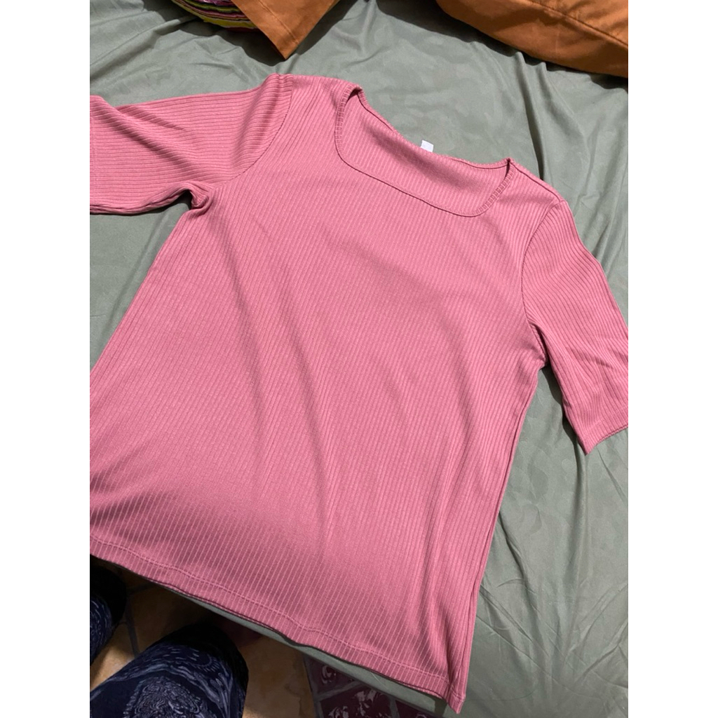 Atasan Pink Knit Uniqlo original 100%