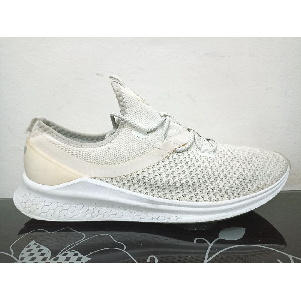 Second ORI - NB Fresh foam Lazr Size 43