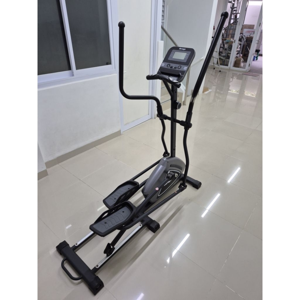 SEPEDA ELIPTICAL BERWYN 607ETZH (( SECOND 95% LIKE NEW )) [[ BONUS SIT-UP BENCH SITUP ]] SEPEDA STAT