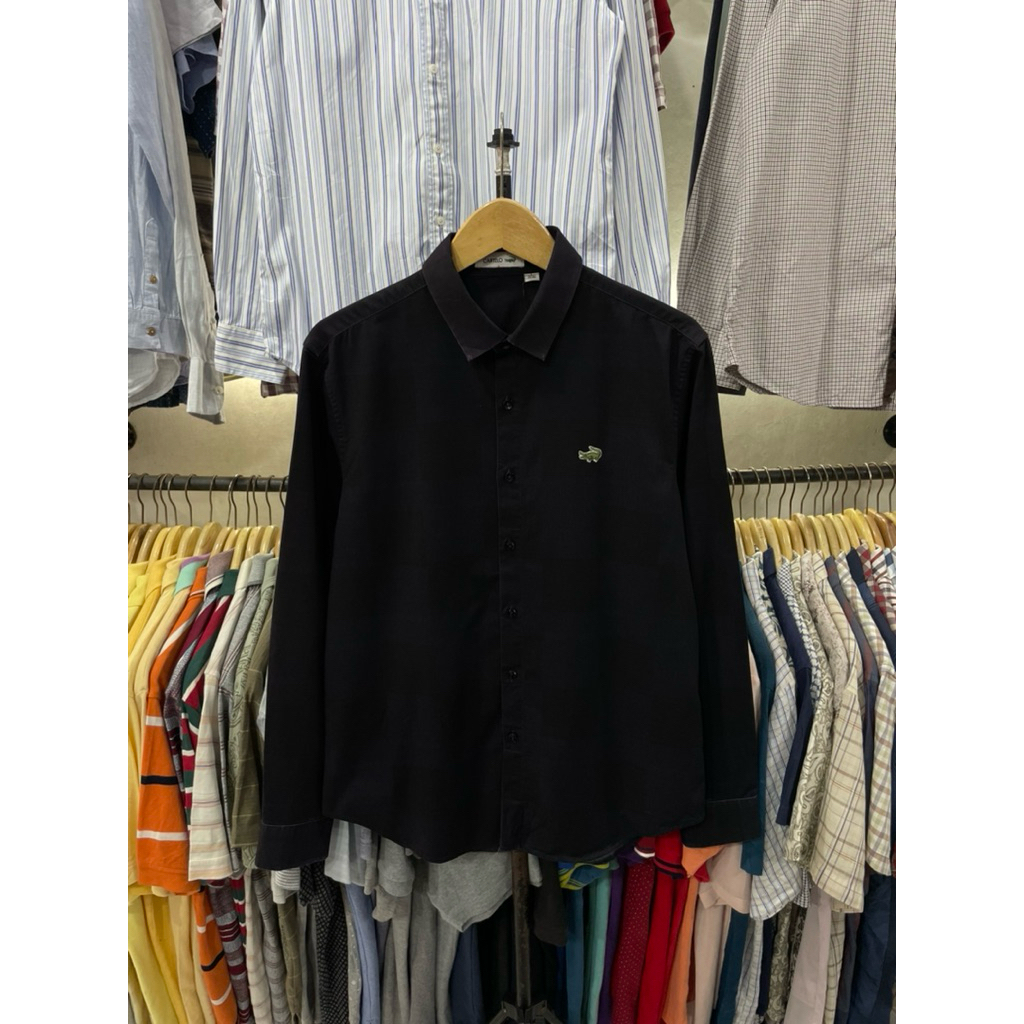 kemeja CARTELO HITAM MIX UNGU MOTIF