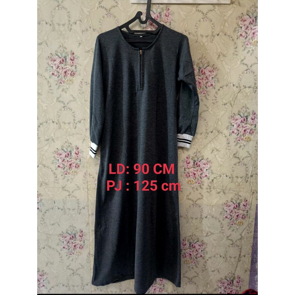 preloved gamis bahan kaos tebal , warna abu abu tua