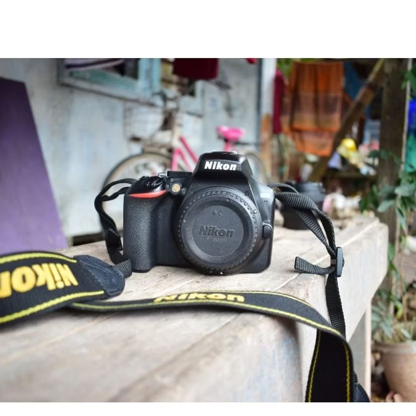 Nikon D3500 body only