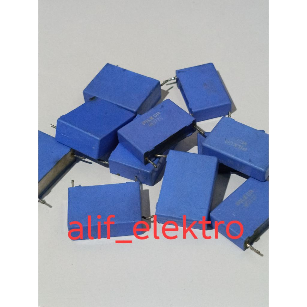 CAPASITOR 8n2j, 9n1j 2000V