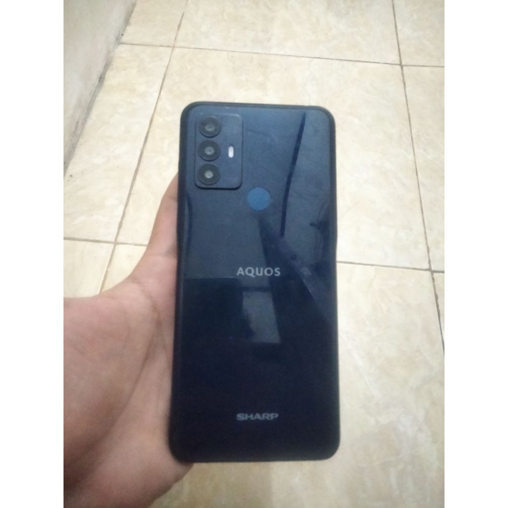 Sharp Aquos V6 Plus Minus LCD