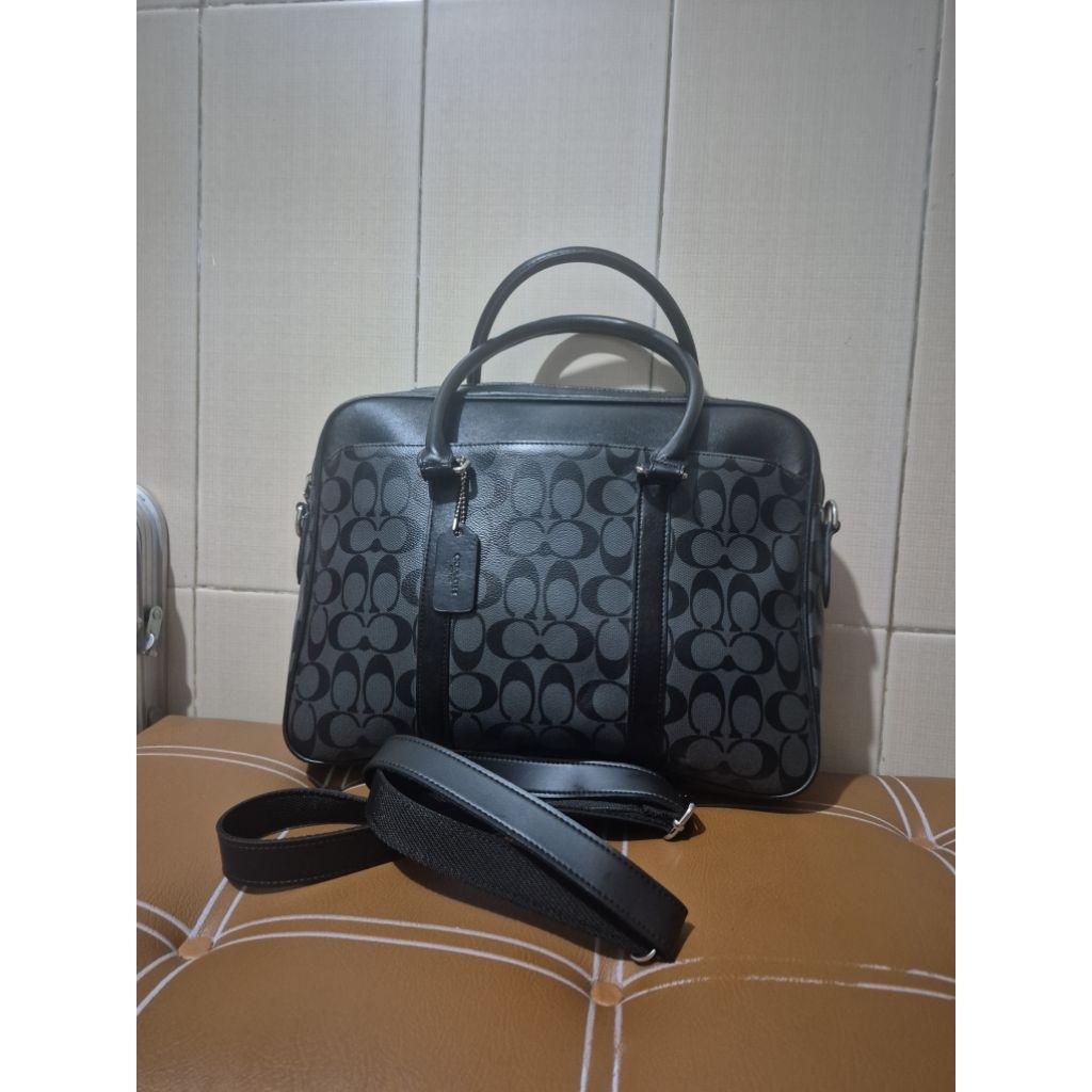 Tas Kerja Muat Laptop Coach
