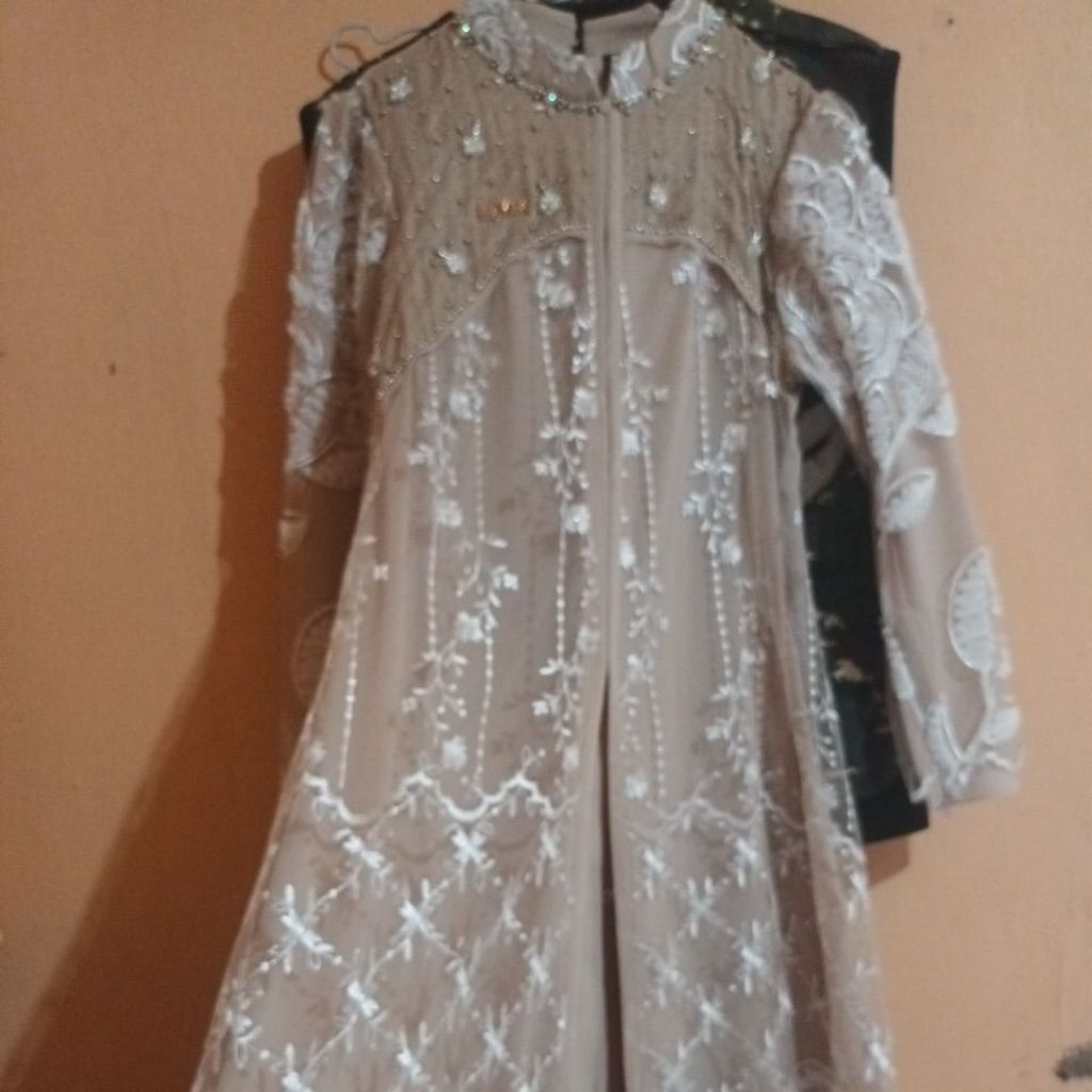 gamis layka