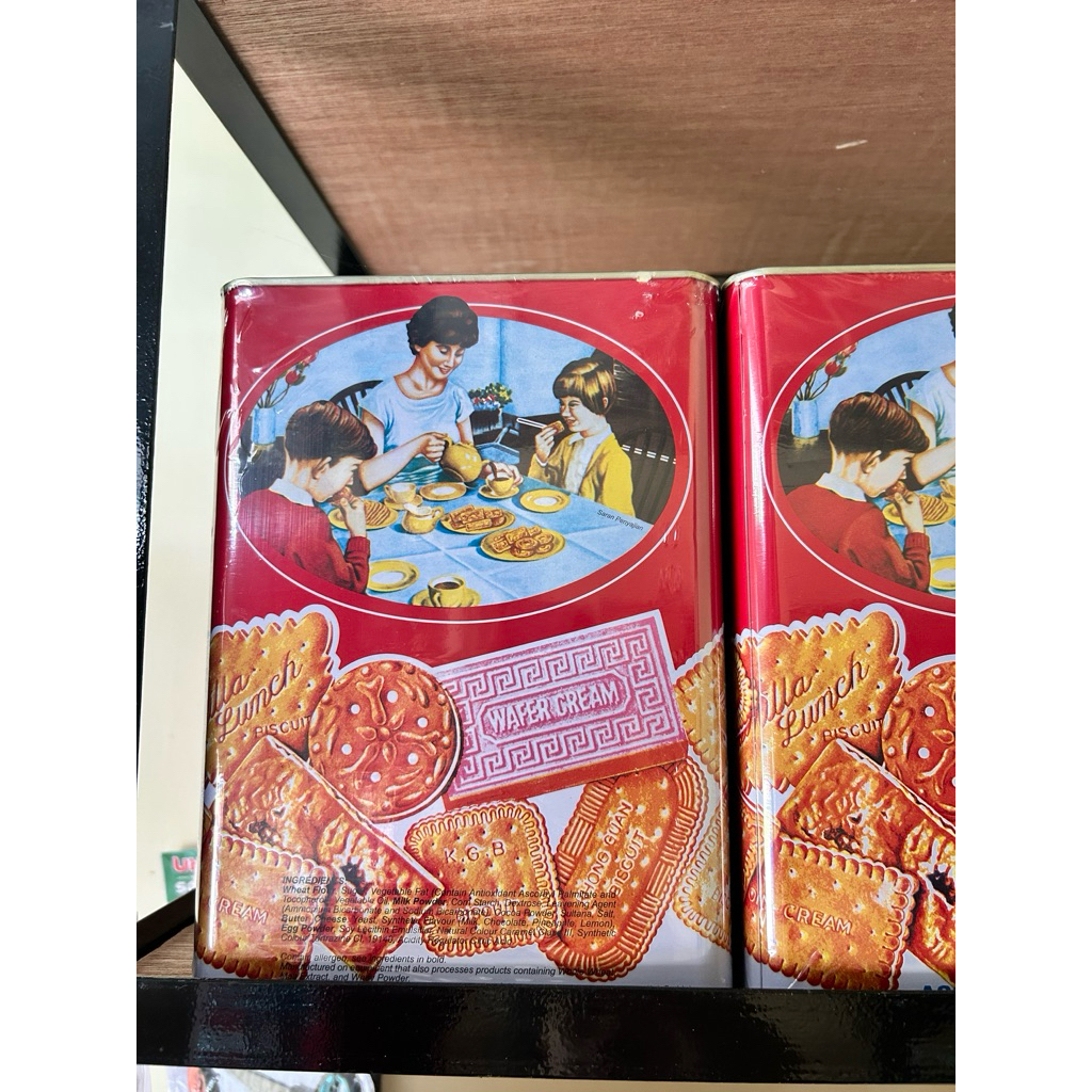 Khong Guan biskuit wafer kaleng 1600gr