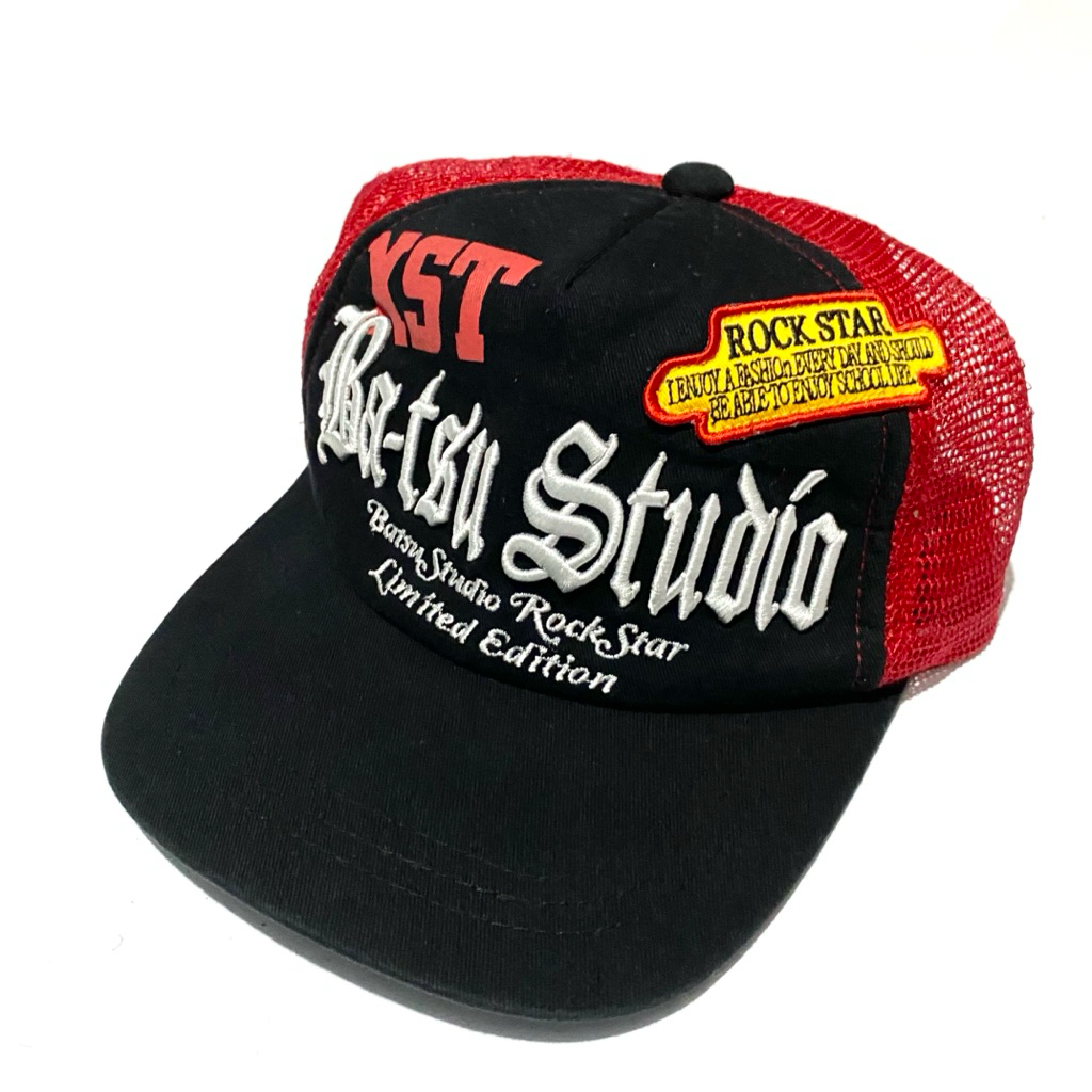 Batsu Studio Trucker Cap Hitam OSFA Lingkar Kepala Max 57