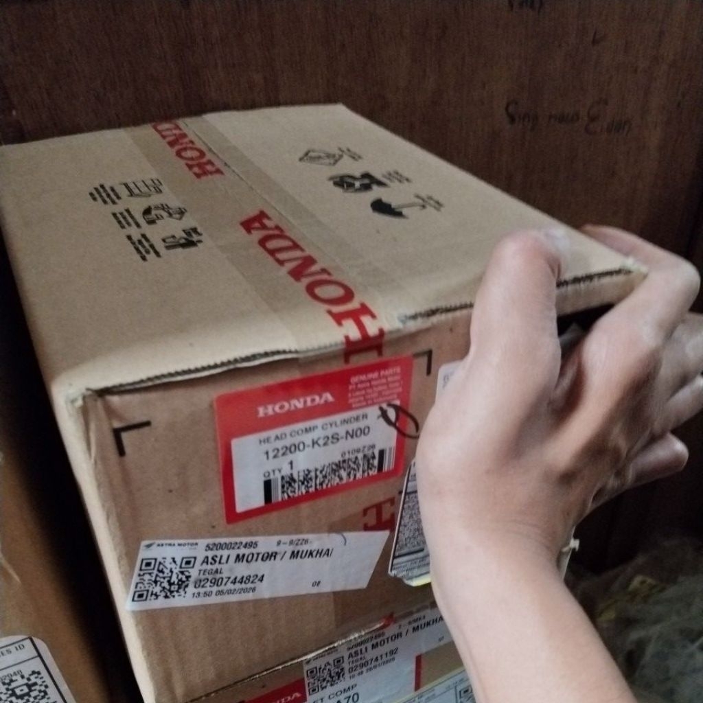 12200-K2S-N00 silinder Head vario 160/Stylo/pcx 2026