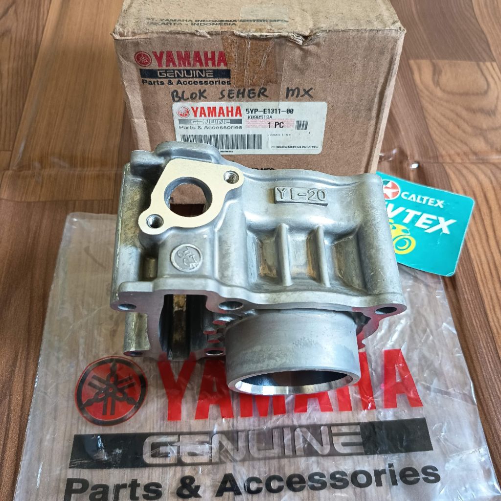blok piston seher seker cylinder blok Jupiter MX 135 old lama 5YP original yamaha nos 5YP-E1311-00