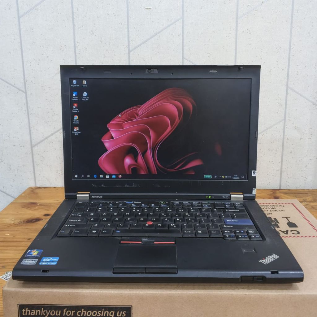 Laptop ThinkPad T420, Core i7-2620M Ram 4Gb HDD 500Gb Dualvga Nvdia NVS 4200M+intel HD Graphics 3000