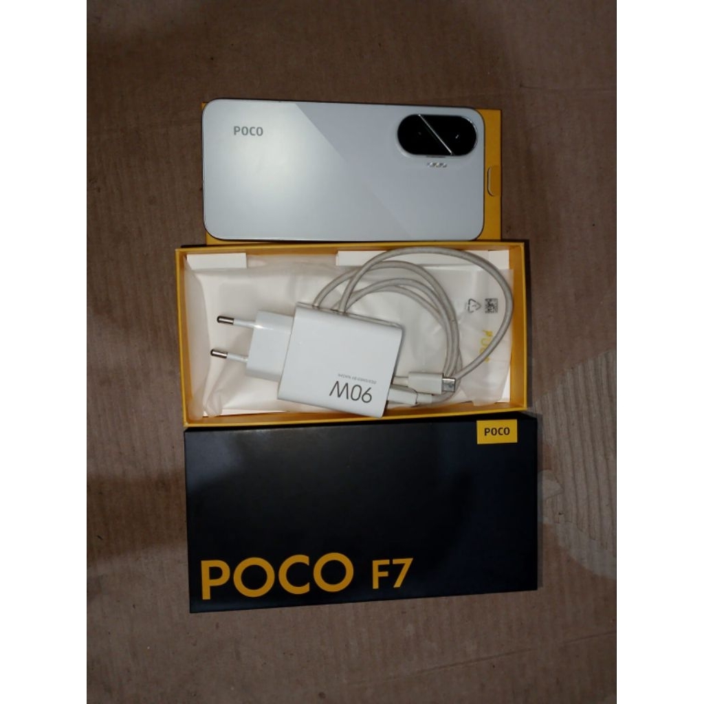 POCO F7 5G 12/512 GB SECOND LIKE NEW GARANSI RESMI INDONESIA ADA BOX NYA FREE CASING 2 PCS