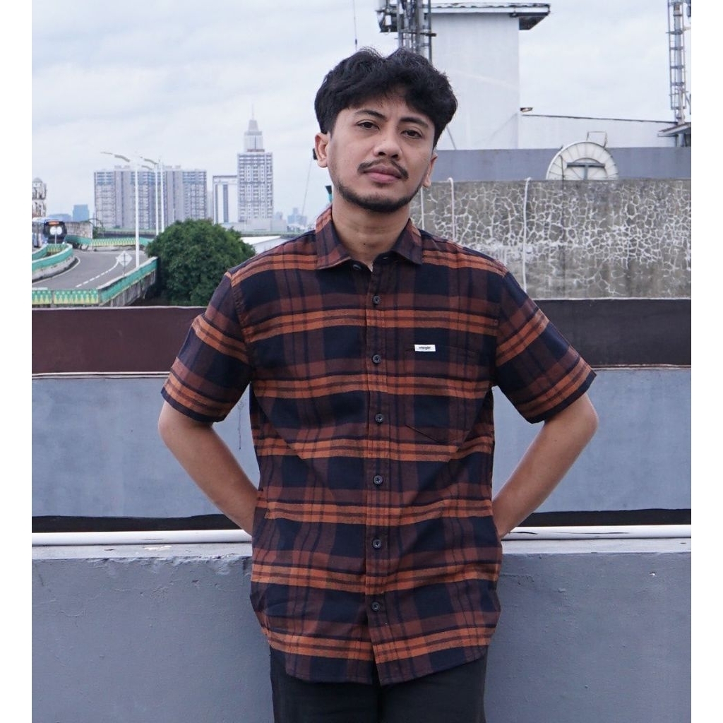 kemeja flanel pendek wrangler slimfit Original