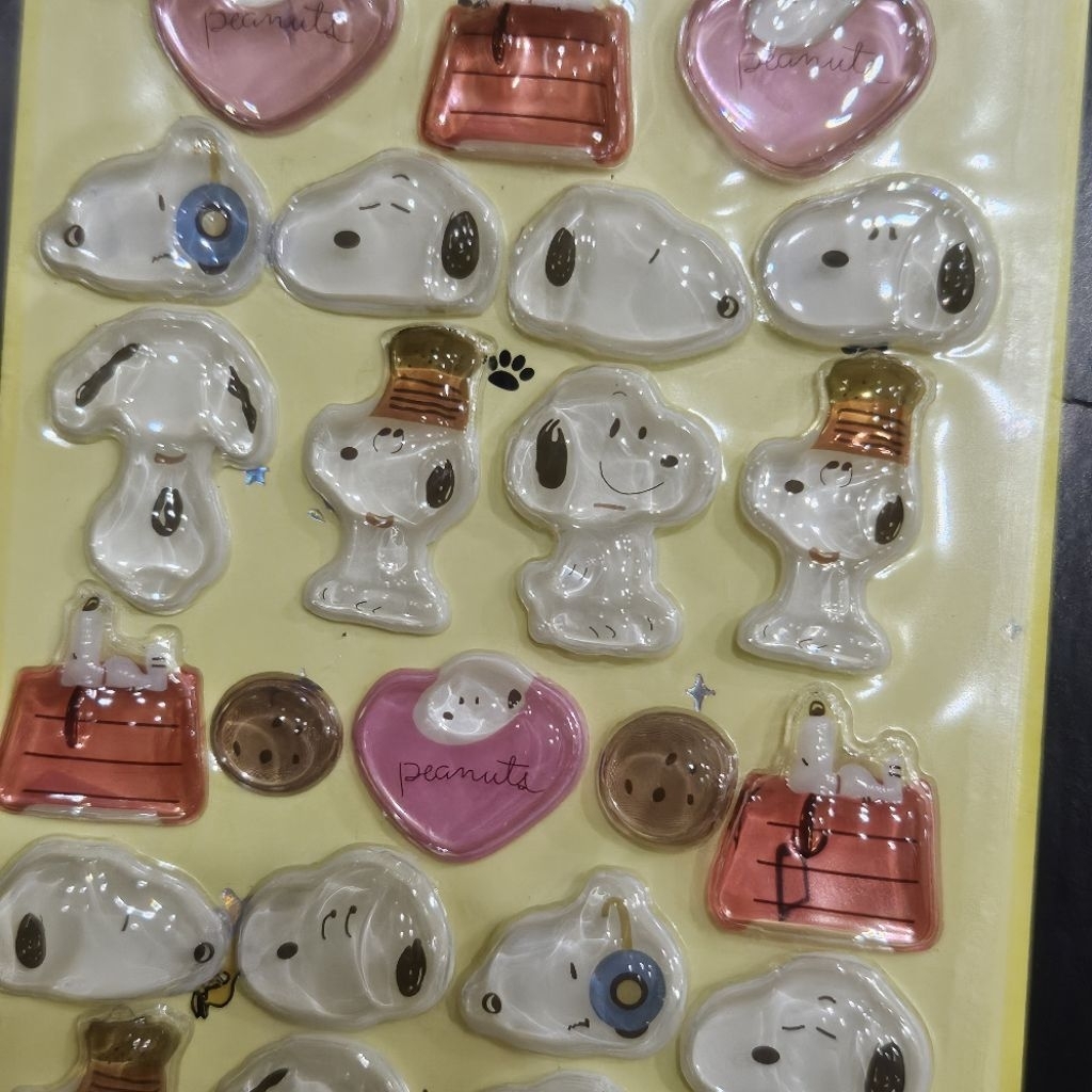 Snoopy Peanuts Stickers Glitter & Charm / Snoopy Label Clothing Stikers Snoopy dengan gantungan / St