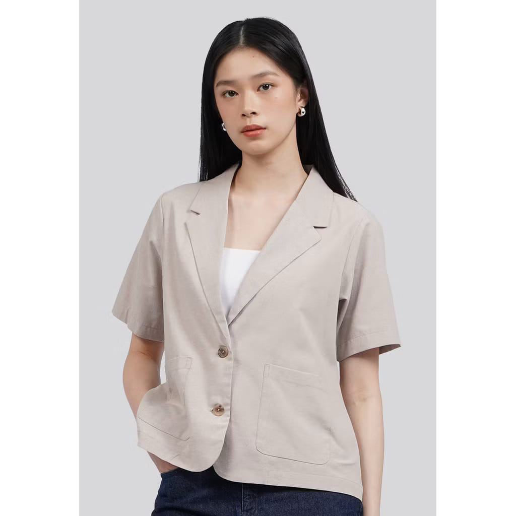 Blazer wanita executive boxy short sleeve blazer chalk