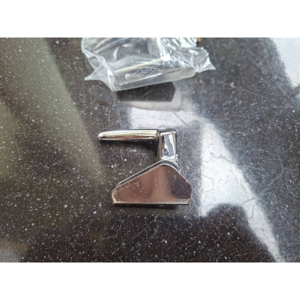 kuncian kaca angin vw variant