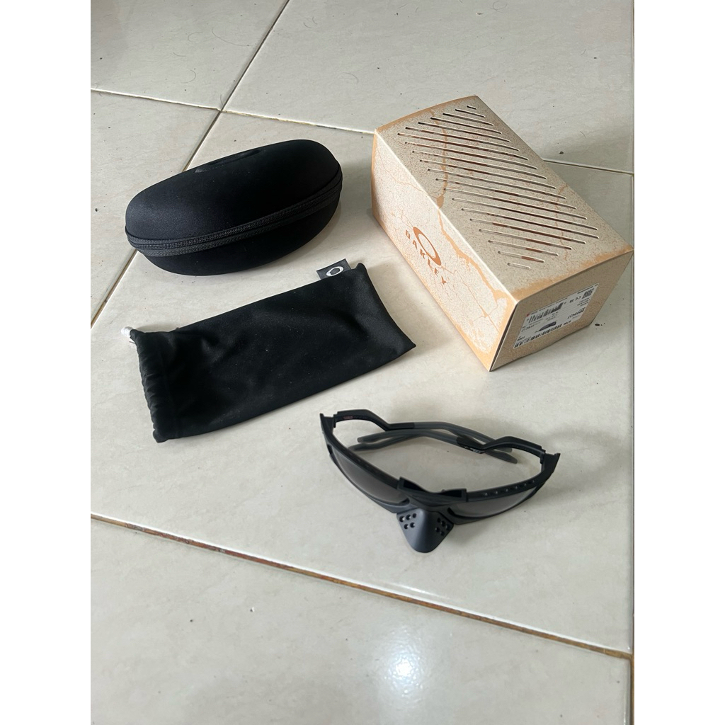 Oakley Plantaris Matte Black Original