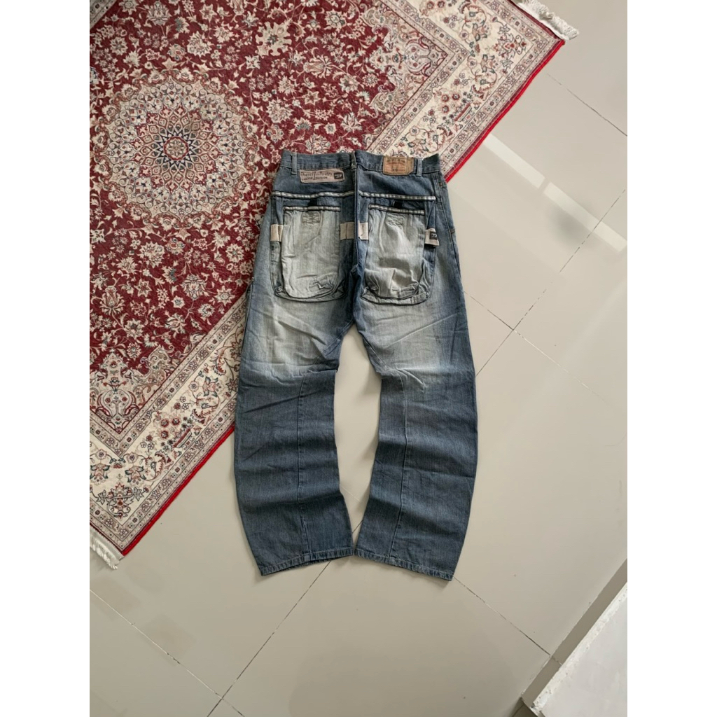 Diesel Industry Multi Pocket Twisted Baggy Jeans