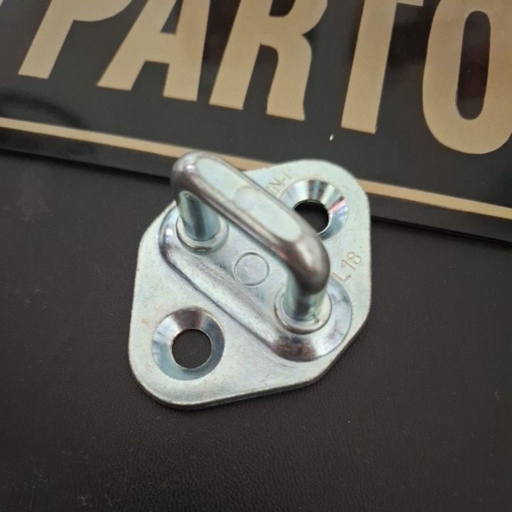 Striker Door Lock Toyota Land Cruiser Hardtop FJ40 BJ40 Series - High Quality
