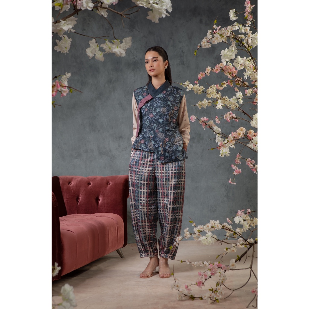 Heart Troops - Lentera Vest