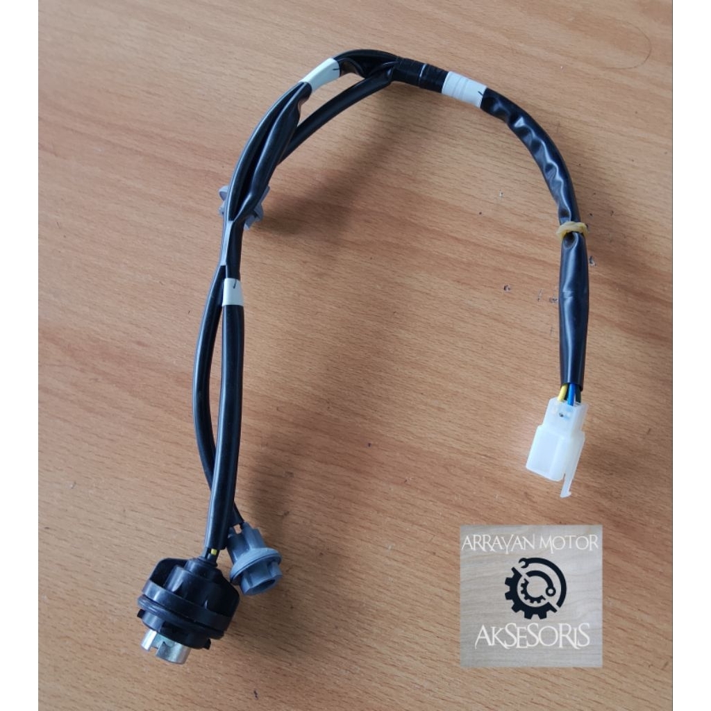 soket lampu belakang beat fi K25