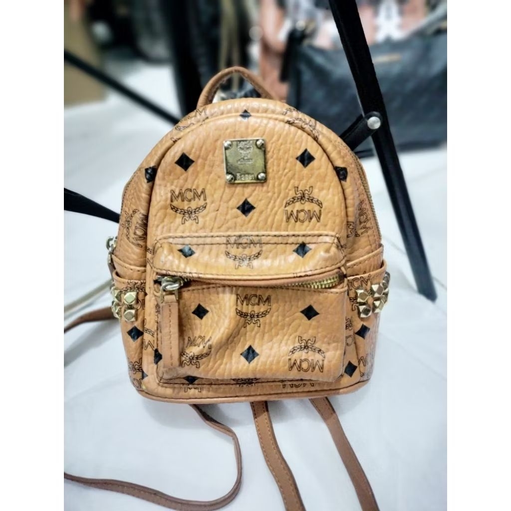 tas kulit ransel mini MCM 16x18cm minus pemakaian wajar