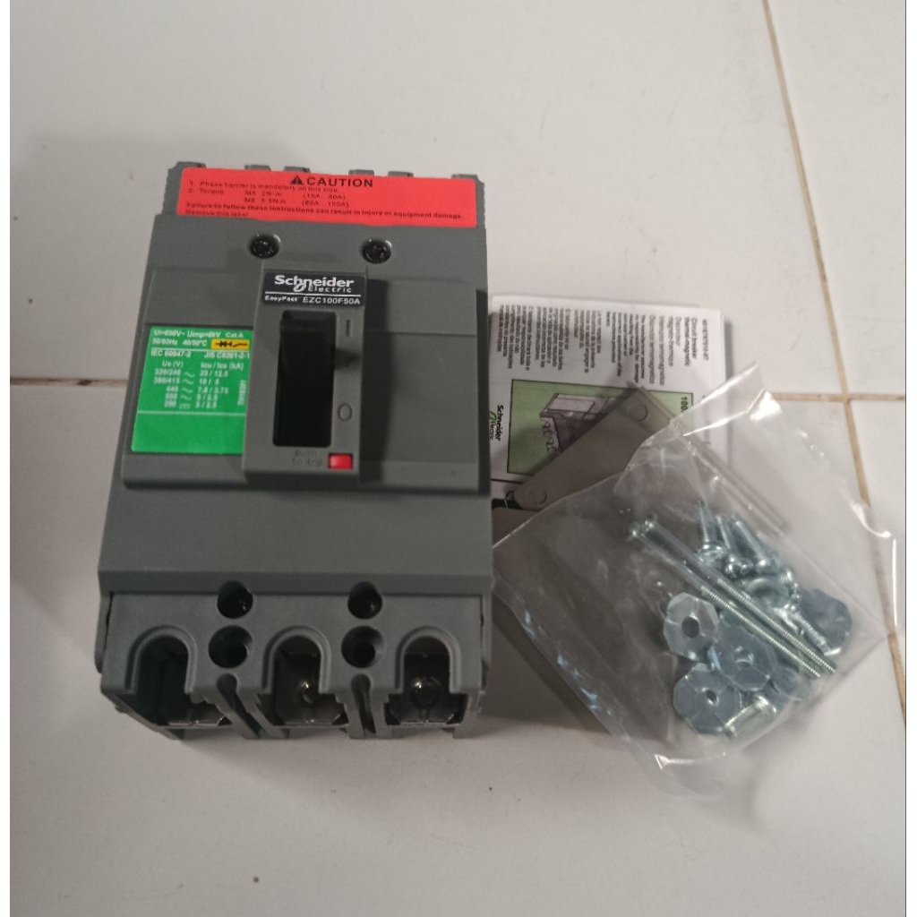 MCCB Schenaider 50 A Original