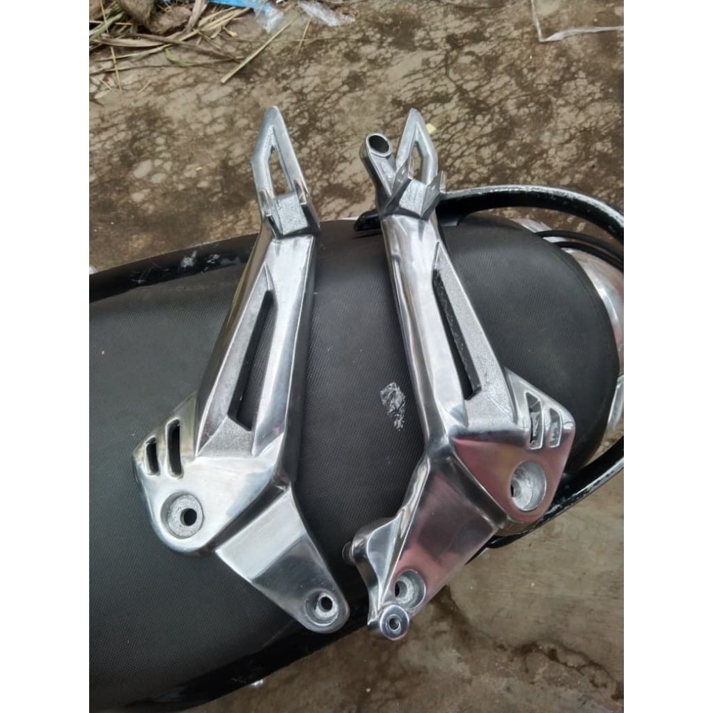 FOOTSTEP SUPRA X FI 125/Supra DD