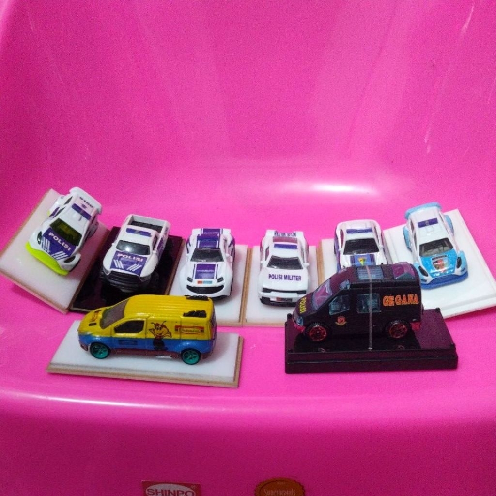Diecast Miniatur Mobilan TNI ,POLRI,GEGANA Dan INDOMARET