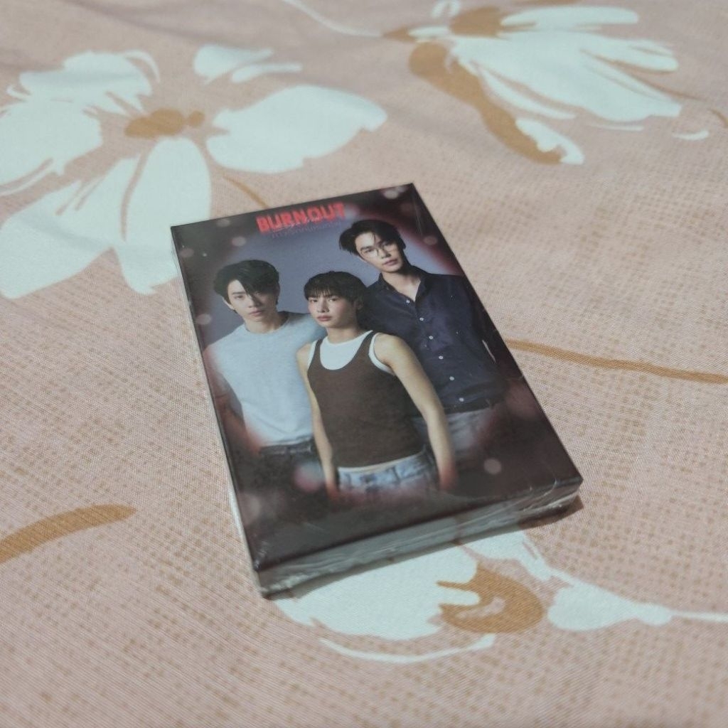 THAI - BURNOUT SYNDROME SEALED OFFGUN DEW JIRAWAT PHOTOCARD PC COLLECTIBLE CARD GMMTV