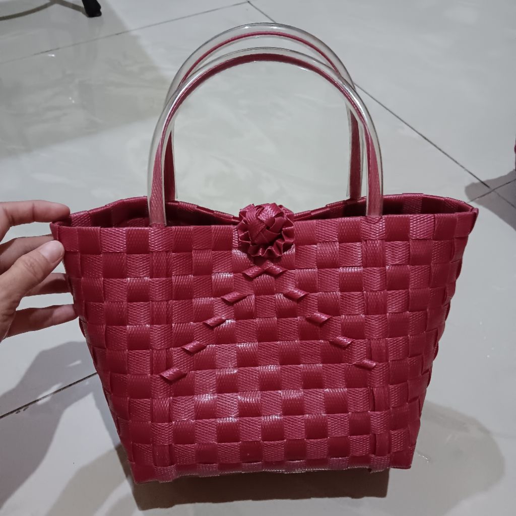 tas anyaman souvenir / hampers (besar)