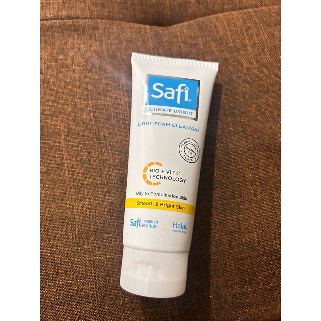[BOOKED] SAFI FACIAL WASH