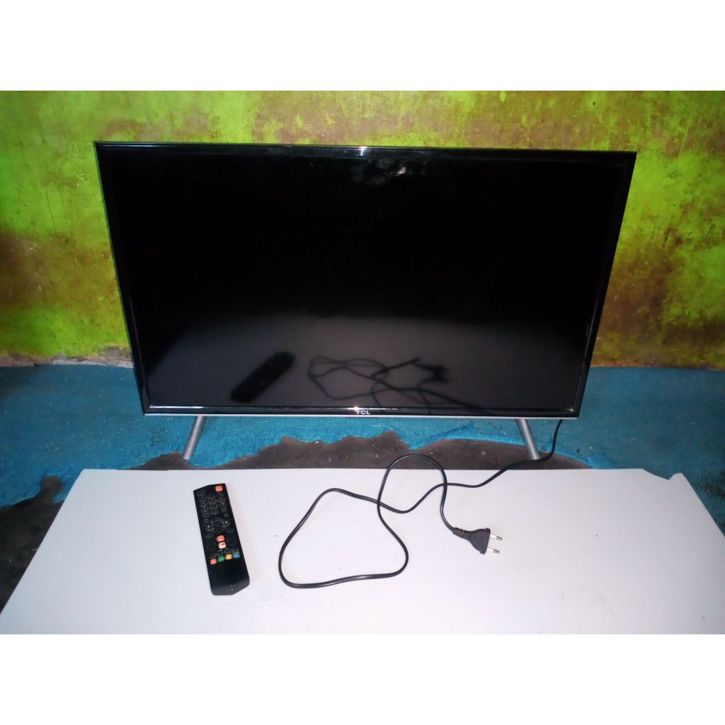 TV LED SMART TCL 32 inci Full HD Second