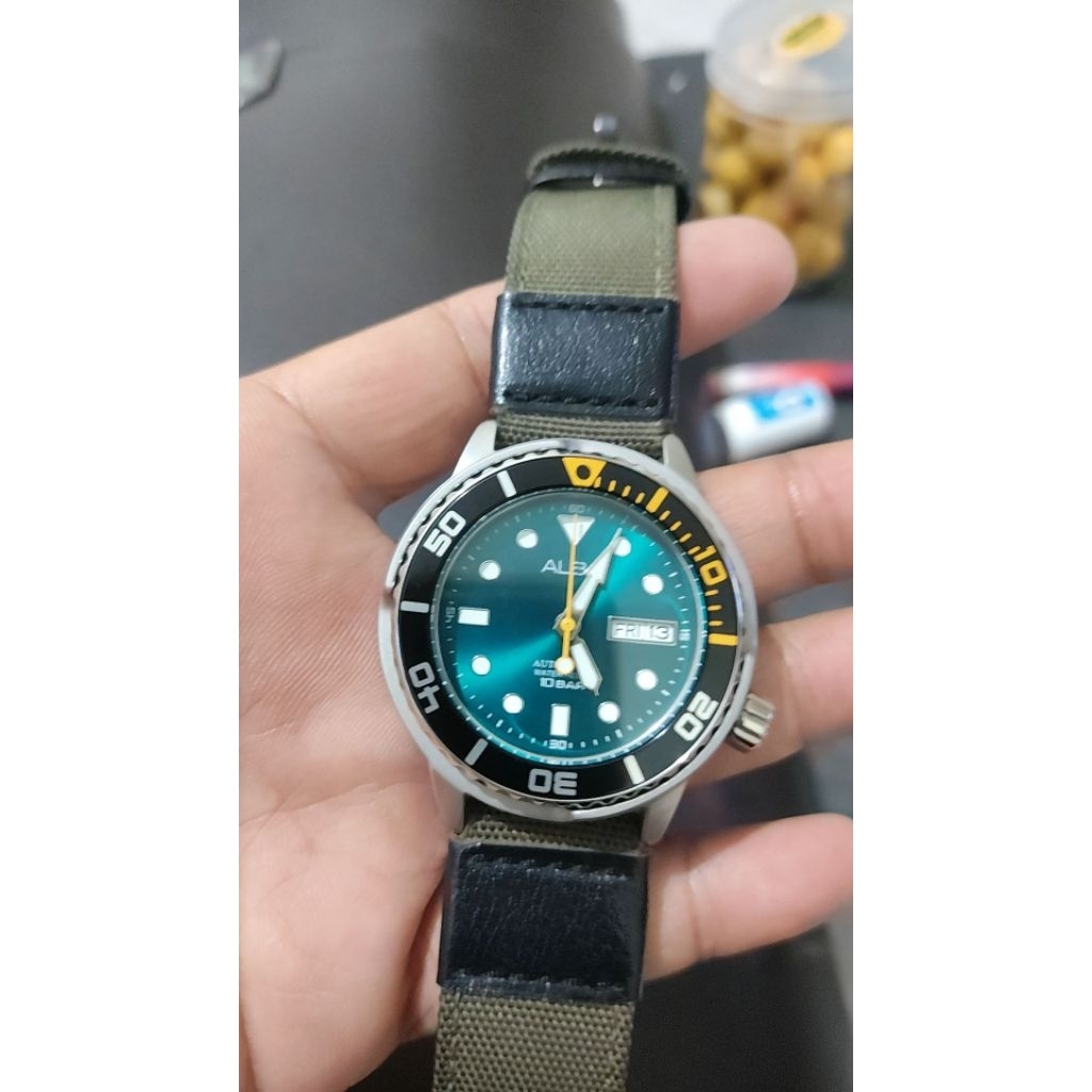 Jam tangan Seiko Alba Tuna diver